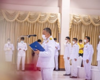 จังหวัดสุราษฎร์ธานี จัดพิธีวางพวงมาลา น้อมรำลึกในพระมหากรุณา ... พารามิเตอร์รูปภาพ 5