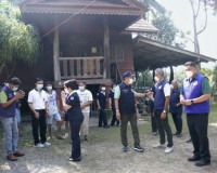 นายกเหล่ากาชาดจังหวัดสุราษฎร์ธานี เยี่ยมและให้กำลังใจนักเรีย ... พารามิเตอร์รูปภาพ 5