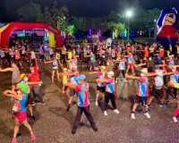 กิจกรรมวิ่ง &quot;Surat Night Run ครั้งที่ 2&quot; โดยสำนักงานการกีฬาแ ... พารามิเตอร์รูปภาพ 4