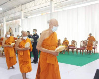 ผู้ว่าราชการจังหวัดสุราษฎร์ธานี เป็นประธานในพิธีพระราชทานเพล ... พารามิเตอร์รูปภาพ 19