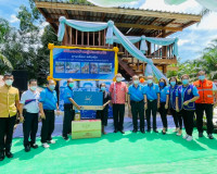 ผู้ว่าราชการจังหวัดสุราษฎร์ธานี มอบบ้านผู้ประสบอุทกภัย เครื่ ... พารามิเตอร์รูปภาพ 14