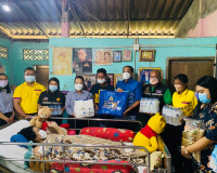 รองผู้ว่าราชการจังหวัด มอบของเยี่ยมให้กับผู้ทุพพลภาพ เนื่องใ ... พารามิเตอร์รูปภาพ 4