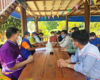 รองผู้ว่าฯ ลงพื้นที่ตรวจสอบความพร้อมของพื้นที่เพื่อใช้เป็นข้ ... พารามิเตอร์รูปภาพ 4