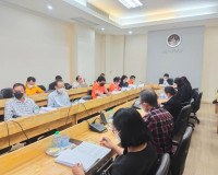 การประชุมคณะกรรมการเพื่อแก้ไขปัญหาเกษตรกรอันเนื่องมาจากผลผลิ ... พารามิเตอร์รูปภาพ 9