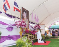 พุทธศาสนิกชนจังหวัดสุราษฎร์ธานีพร้อมใจทำบุญตักบาตรและปล่อยพั ... พารามิเตอร์รูปภาพ 3