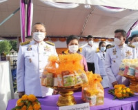 พุทธศาสนิกชนจังหวัดสุราษฎร์ธานีพร้อมใจทำบุญตักบาตรและปล่อยพั ... พารามิเตอร์รูปภาพ 7