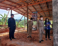 รวมพลังซ่อมบ้านเพื่อคุณภาพชีวิตผู้ประสบภัยพิบัติ จังหวัดสุรา ... พารามิเตอร์รูปภาพ 12