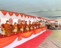 ผู้ว่าฯ สุราษฎร์ธานี นำข้าราชการและประชาชนร่วมพิธีถวายพระพรช ... พารามิเตอร์รูปภาพ 15