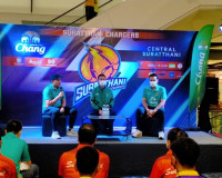 การแถลงข่าวเปิดตัวทีมฟุตซอลกุ้งสายฟ้า(สโมสรฟุตชอลสุราษฎร์ธาน ... พารามิเตอร์รูปภาพ 1