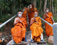 ผู้ว่าฯ สุราษฎร์ธานี เป็นประธานในพิธีปักหมายเขตวิสุงคามสีมา  ... พารามิเตอร์รูปภาพ 8