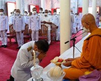 พิธีสมโภชและถวายเทียนพรรษาพระราชทาน พระบาทสมเด็จพระเจ้าอยู่ห ... พารามิเตอร์รูปภาพ 11