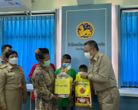 ผู้ว่าราชการจังหวัดสุราษฎร์ธานี ติดตามการดำเนินการจัดทำบัตรป ... พารามิเตอร์รูปภาพ 7