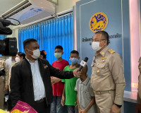 ผู้ว่าราชการจังหวัดสุราษฎร์ธานี ติดตามการดำเนินการจัดทำบัตรป ... พารามิเตอร์รูปภาพ 13