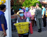 ความสุขล้น “ตะกร้า” สิ่งดีดี ที่ผู้ว่าฯ อยากส่งต่อถึงมือประช ... พารามิเตอร์รูปภาพ 13