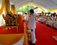 พิธีกิจกรรมทำบุญตักบาตรถวายพระราชกุศล เนื่องในโอกาสวันเฉลิมพ ... พารามิเตอร์รูปภาพ 2