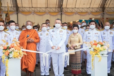 ผู้ว่าราชการจังหวัดสุราษฎร์ธานี เปิดงานนิทรรศการ เฉลิมพระเกี ... พารามิเตอร์รูปภาพ 1