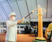 พสกนิกรสุราษฎร์ธานี ร่วมกันแสดงออกถึงความจงรักภักดี เทิดพระเ ... พารามิเตอร์รูปภาพ 1