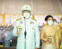 พสกนิกรสุราษฎร์ธานี ร่วมกันแสดงออกถึงความจงรักภักดี เทิดพระเ ... พารามิเตอร์รูปภาพ 3
