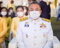 พสกนิกรสุราษฎร์ธานี ร่วมกันแสดงออกถึงความจงรักภักดี เทิดพระเ ... พารามิเตอร์รูปภาพ 9