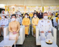 พสกนิกรสุราษฎร์ธานี ร่วมกันแสดงออกถึงความจงรักภักดี เทิดพระเ ... พารามิเตอร์รูปภาพ 11