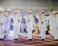 พสกนิกรสุราษฎร์ธานี ร่วมกันแสดงออกถึงความจงรักภักดี เทิดพระเ ... พารามิเตอร์รูปภาพ 13