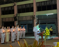 พิธีถวายเครื่องราชสักการะและวางพานพุ่มและพิธีจุดเทียนถวายพระ ... พารามิเตอร์รูปภาพ 3