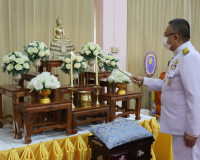 พิธีประดับแผงคอ หมวกหนีบ และตราสัญลักษณ์พระปรมาภิไธยย่อ ภ.ป. ... พารามิเตอร์รูปภาพ 2