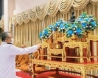 จังหวัดสุราษฎร์ธานี ประกอบพิธีทางศาสนามหามงคล 3 ศาสนา ถวายเป ... พารามิเตอร์รูปภาพ 1