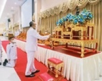 จังหวัดสุราษฎร์ธานี ประกอบพิธีทางศาสนามหามงคล 3 ศาสนา ถวายเป ... พารามิเตอร์รูปภาพ 4
