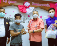 ผู้ว่าสุราษฎร์ฯ ยกทัพ ฝ่าลมฝน นำทะเบียนราษฎรกรมการปกครอง ให้ ... พารามิเตอร์รูปภาพ 11
