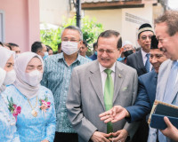 ผู้ว่าราชการจังหวัดสุราษฎร์ธานี ต้อนรับและร่วมพิธีเปิดมัสยิด ... พารามิเตอร์รูปภาพ 1