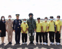 งานวันวันสถาปนา ครบรอบ 40 ปี กองบิน 7 สุราษฎร์ธานี พารามิเตอร์รูปภาพ 4