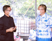 ผู้ว่าฯสุราษฎร์ธานี ร่วมตรวจเยี่ยมและให้กำลังใจ ทีมงานช่างหล ... พารามิเตอร์รูปภาพ 2