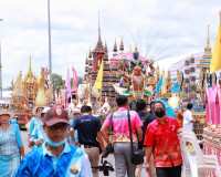 งานชักพระทอดผ้าป่าและแข่งเรือยาวจังหวัดสุราษฎร์ธานี ประจำปี  ... พารามิเตอร์รูปภาพ 17