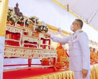 พสกนิกรจังหวัดสุราษฎร์ธานีร่วมทำบุญตักบาตรถวายพระราชกุศล เนื ... พารามิเตอร์รูปภาพ 4