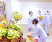 จังหวัดสุราษฎร์ธานี จัดพิธีรับมอบผ้าไตรพระราชทาน และสิ่งของพ ... พารามิเตอร์รูปภาพ 10