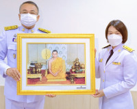 จังหวัดสุราษฎร์ธานี จัดพิธีรับมอบผ้าไตรพระราชทาน และสิ่งของพ ... พารามิเตอร์รูปภาพ 16