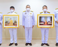 จังหวัดสุราษฎร์ธานี จัดพิธีรับมอบผ้าไตรพระราชทาน และสิ่งของพ ... พารามิเตอร์รูปภาพ 29