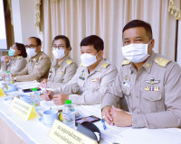 ผู้ว่าฯ สุราษฎร์ธานี ประชุมติดตามการปฏิบัติราชการในรอบเดือน  ... พารามิเตอร์รูปภาพ 16