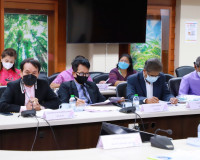 จังหวัดสุราษฎร์ธานี ประชุมคณะกรรมการคัดเลือกครูผู้สมควรได้รั ... พารามิเตอร์รูปภาพ 12