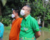 ผู้ว่าราชการจังหวัดสุราษฎร์ธานี ลงพื้นที่ตรวจสอบเหตุเพลิงไหม ... พารามิเตอร์รูปภาพ 4