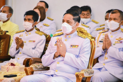 พิธีสวดพระพุทธมนต์อุทิศถวายเป็นพระราชกุศล แด่พระบาทสมเด็จพระ ... พารามิเตอร์รูปภาพ 1