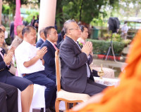 ผู้ว่าราชการ จังหวัดสุราษฎร์ธานีร่วมงาน“วันวิญญาณ” ประจำปี 2 ... พารามิเตอร์รูปภาพ 8