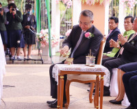 ผู้ว่าราชการ จังหวัดสุราษฎร์ธานีร่วมงาน“วันวิญญาณ” ประจำปี 2 ... พารามิเตอร์รูปภาพ 9