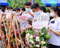 ผู้ว่าราชการ จังหวัดสุราษฎร์ธานีร่วมงาน“วันวิญญาณ” ประจำปี 2 ... พารามิเตอร์รูปภาพ 15