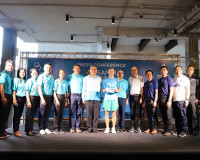 ผู้ว่าราชการจังหวัดสุราษฎร์ธานี ร่วมแถลงข่าวกิจกรรมงานวิ่ง ส ... พารามิเตอร์รูปภาพ 9