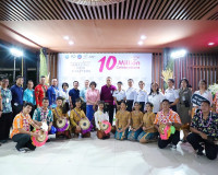 ผู้ว่าราชการจังหวัดสุราษฎร์ธานี ร่วมต้อนรับนักท่องเที่ยวบินต ... พารามิเตอร์รูปภาพ 14
