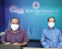 รองผู้ว่าราชการจังหวัดสุราษฎร์ธานี ให้สัมภาษณ์สดในรายการ &quot;ผู ... พารามิเตอร์รูปภาพ 1