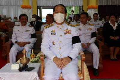 สมเด็จพระเจ้าอยู่หัวทรงพระกรุณาโปรดพระราชทานเพลิงศพ พระมงคลท ... พารามิเตอร์รูปภาพ 1