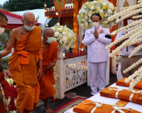 สมเด็จพระเจ้าอยู่หัวทรงพระกรุณาโปรดพระราชทานเพลิงศพ พระมงคลท ... พารามิเตอร์รูปภาพ 10